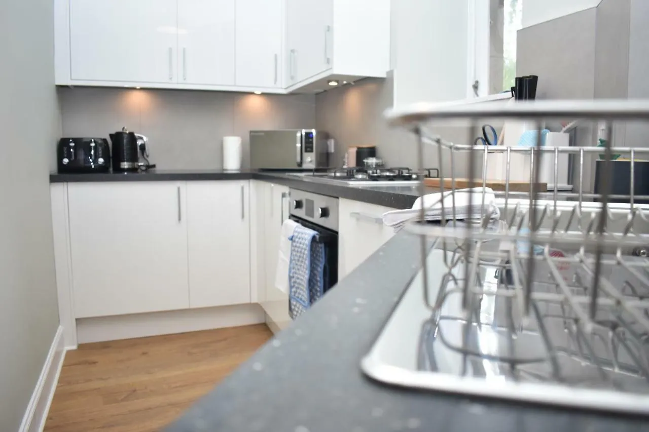 אדינבורו High Street - Modern Scandi Design Apartment In The Heart Of The Old Town!