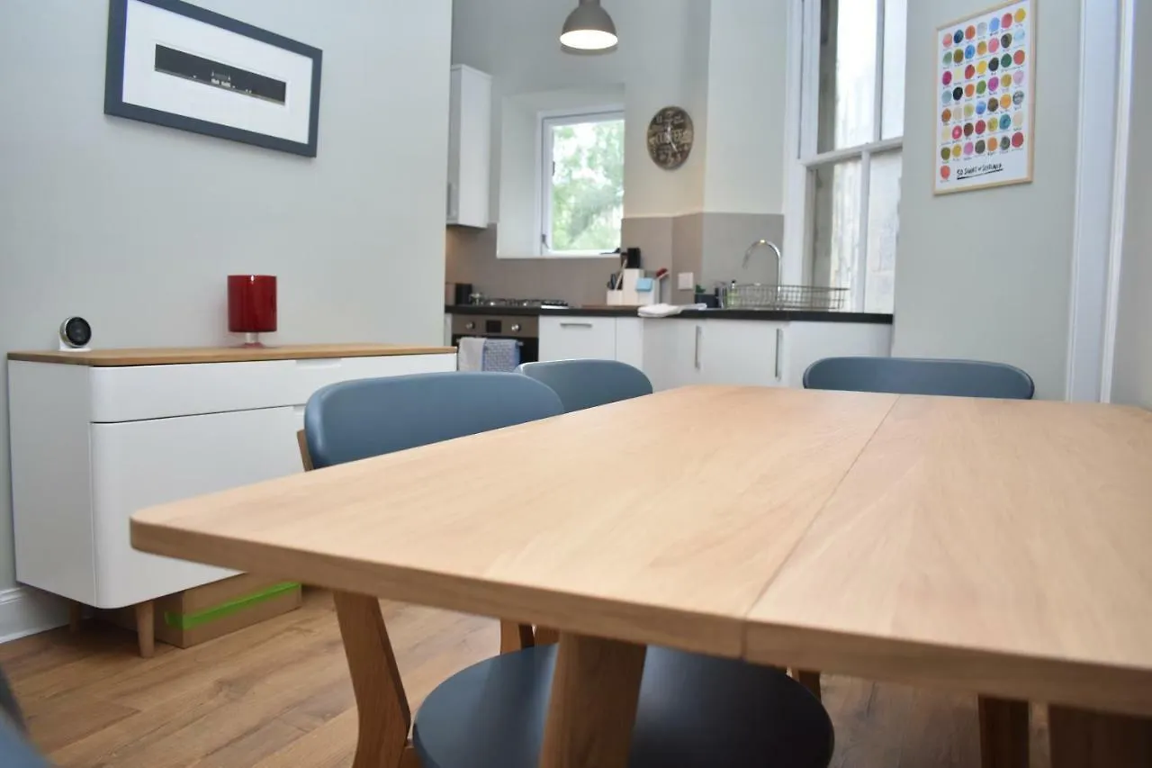 אדינבורו High Street - Modern Scandi Design Apartment In The Heart Of The Old Town! בריטניה
